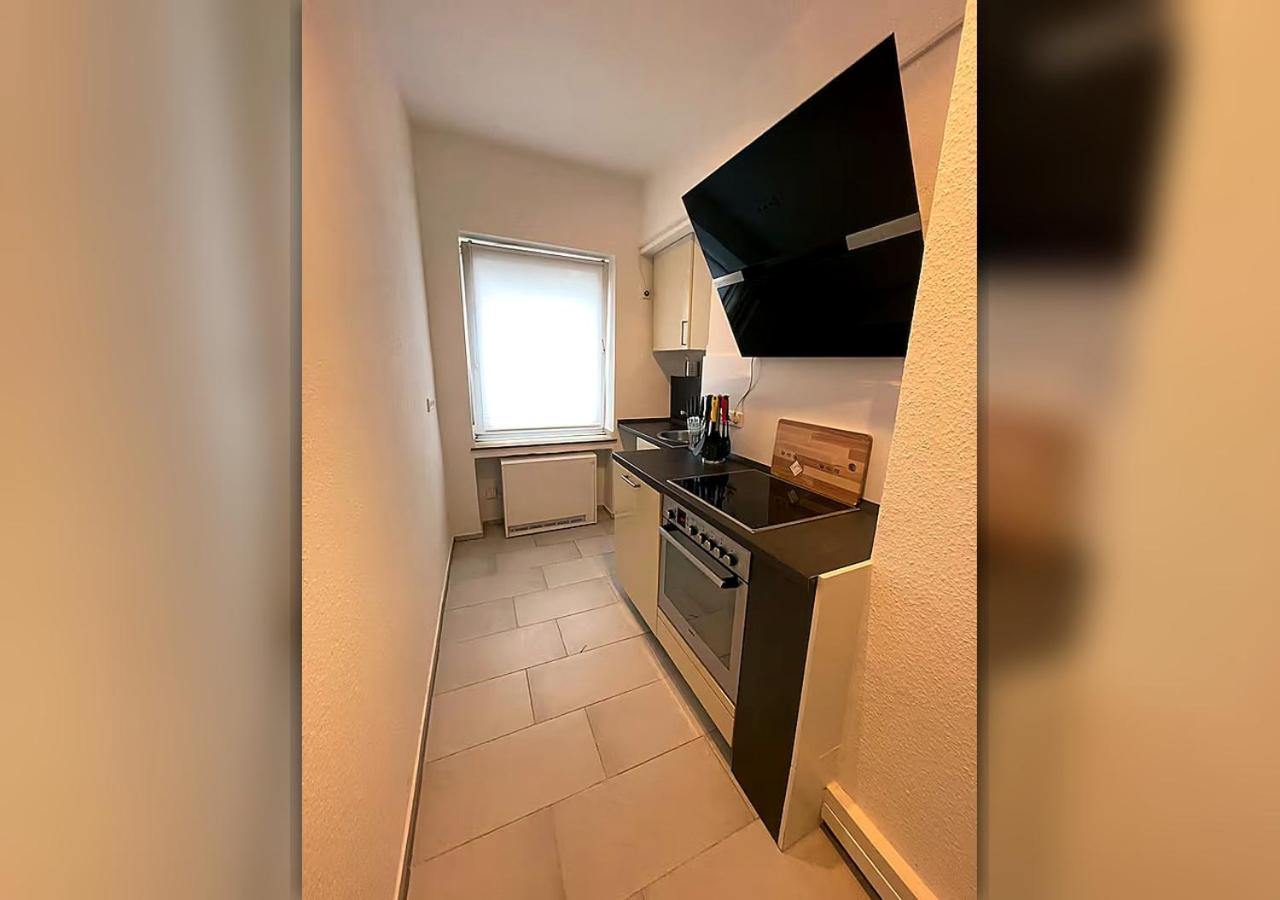 Altstadt 2 Bedroom 10-12 Beds 15 Min Messe Apartment Düsseldorf