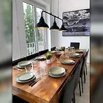 Altstadt 2 Bedroom 10-12 Beds 15 Min Messe